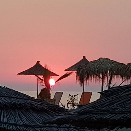 Perla Hotel Saranda エクステリア 写真