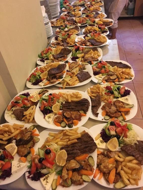 Perla Hotel Saranda エクステリア 写真