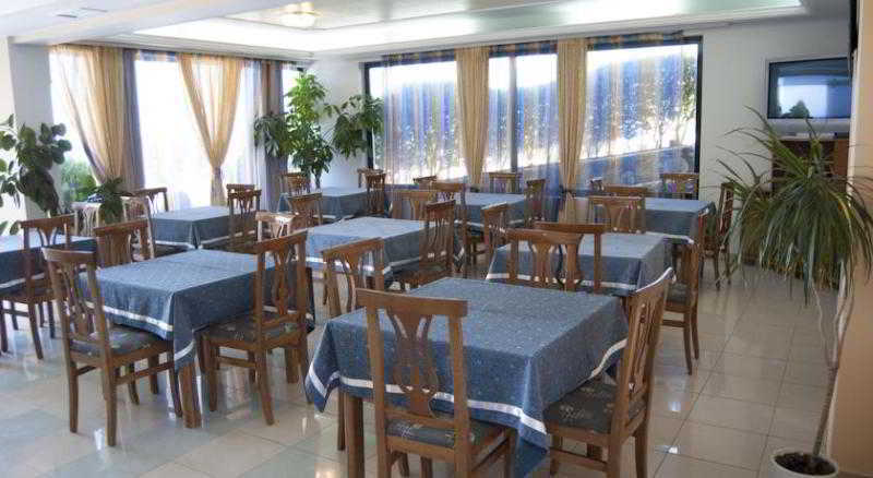 Perla Hotel Saranda エクステリア 写真